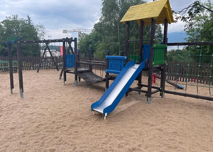 Srodkowa Widok Na Gory 1 Pietro Garaz Gratis