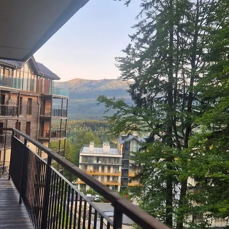 Srodkowa Widok Na Gory 1 Pietro Garaz Gratis Apartman