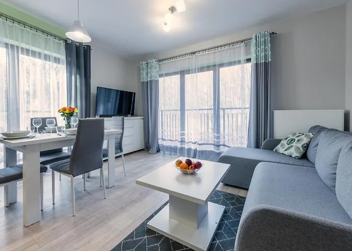 Srodkowa Widok Na Gory 1 Pietro Garaz Gratis שצ'קלארסקה פוראובה